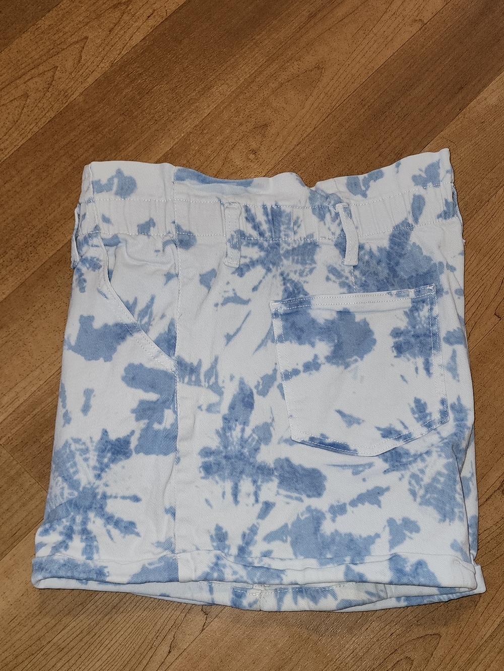 No Boundaries White and Light Blue Tie-Dye Jean Shorts